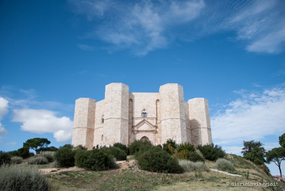 puglia in barca a vela castel del monte