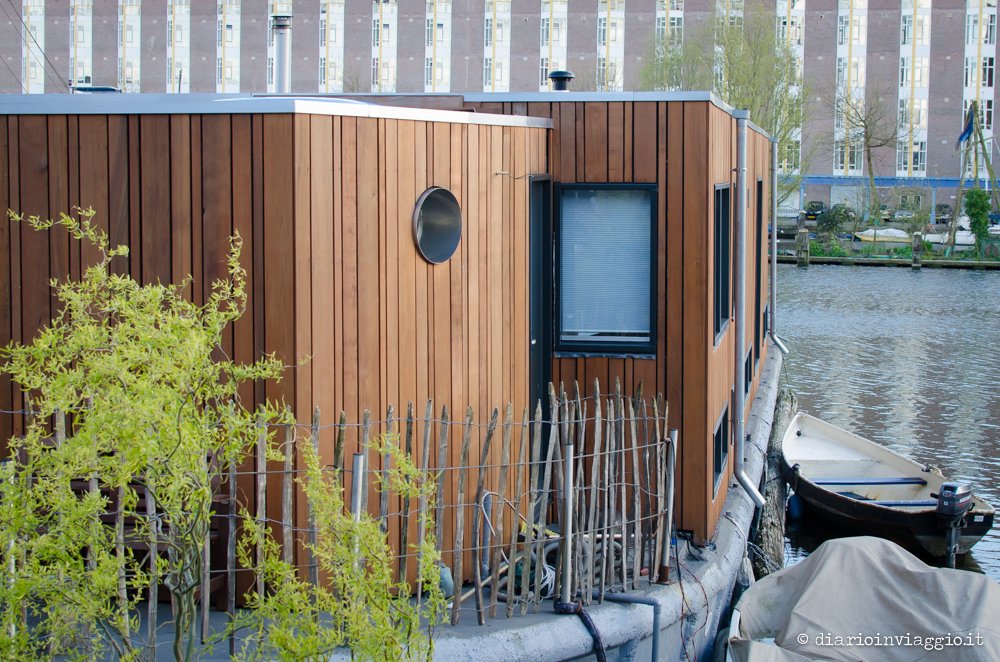 dormire in houseboat a Amsterdam