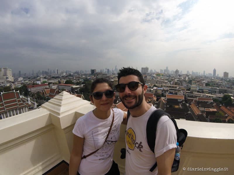 vista dalla golden mountain bangkok