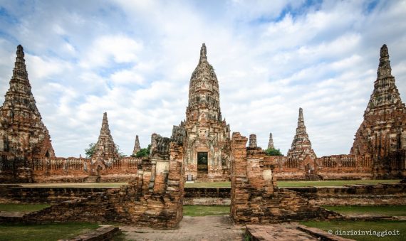 ayutthaya in treno da bangkok